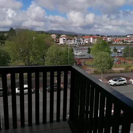 Apartment Duplex Larramendy 21 Cap 180 *
